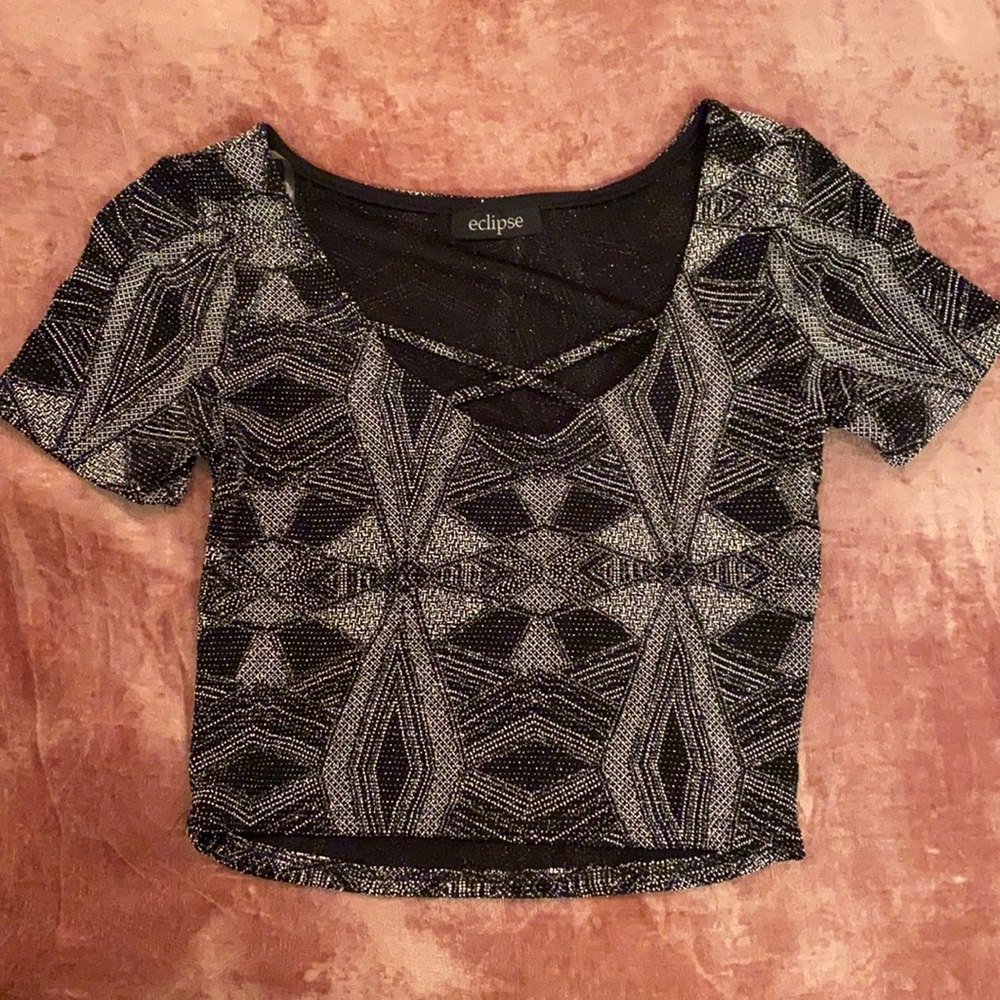 sparkly cropped tee